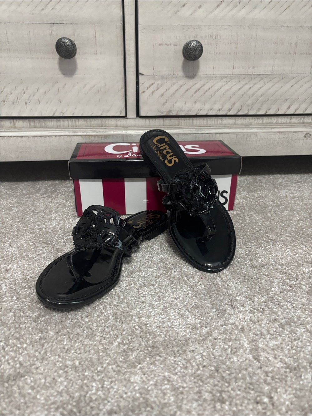 Circus by Sam Edelman Glossy Black Cutout Thong Slide Sandals